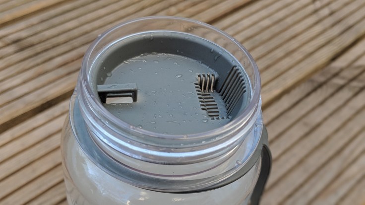 00100dPORTRAIT_00100_BURST20181112104015269_COVER